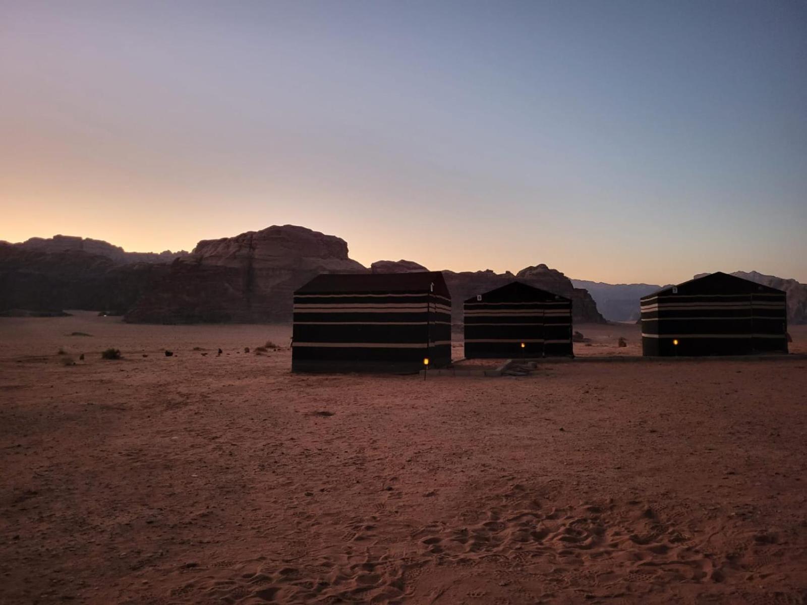 Wadi Rum Desert Heart Camp Eksteriør billede